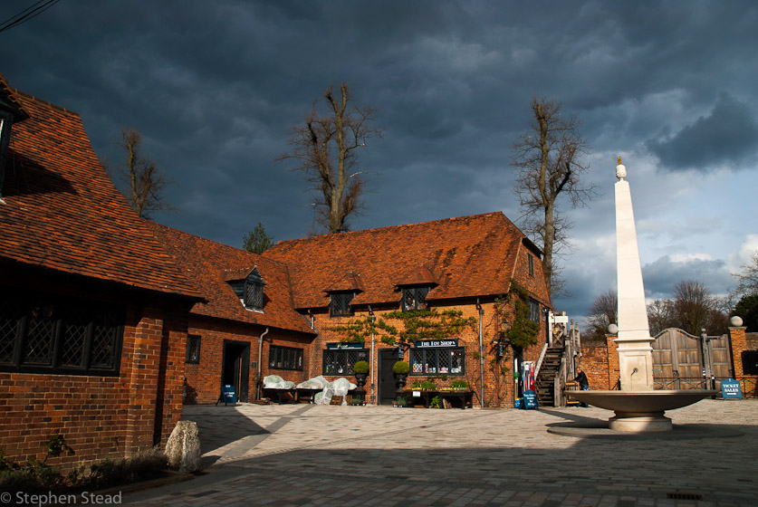 NIKON D200 - 18.0-70.0 mm f/3.5-4.5