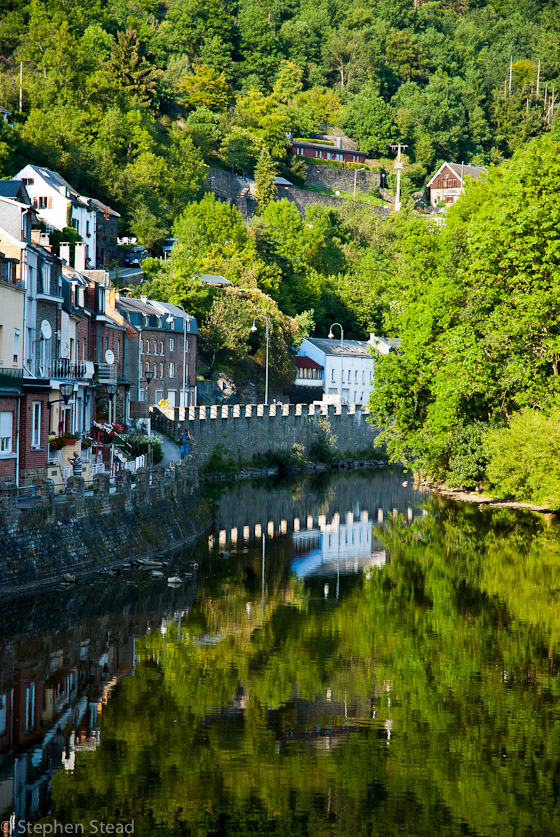 NIKON D200 - 18.0-70.0 mm f/3.5-4.5