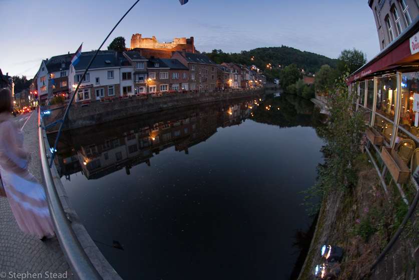 NIKON D200 - 10.5 mm f/2.8