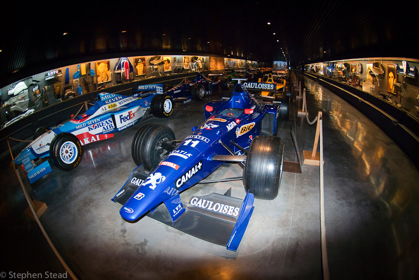 NIKON D200 - 10.5 mm f/2.8