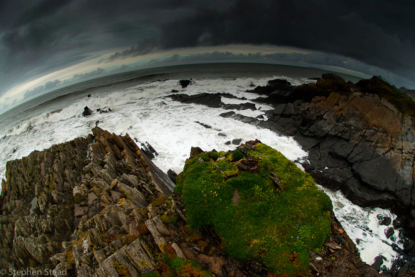 NIKON D200 - 10.5 mm f/2.8