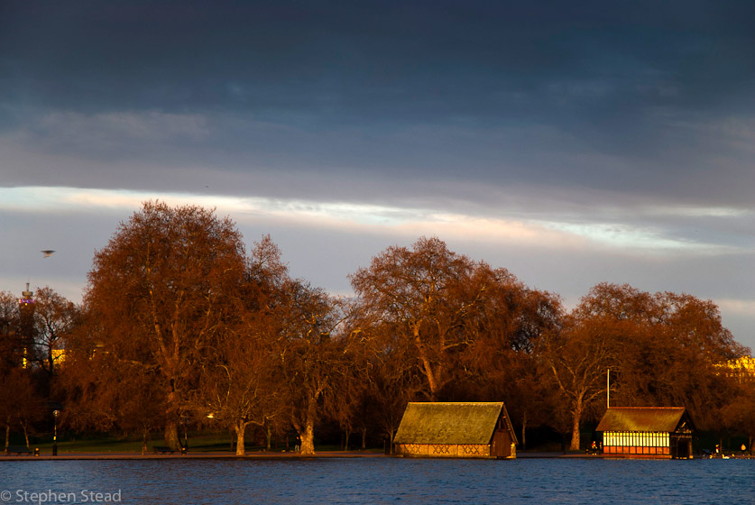 NIKON D200 - 18.0-70.0 mm f/3.5-4.5