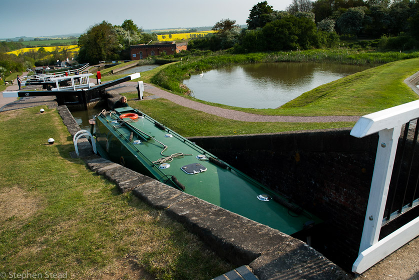 NIKON D200 - 18.0-70.0 mm f/3.5-4.5