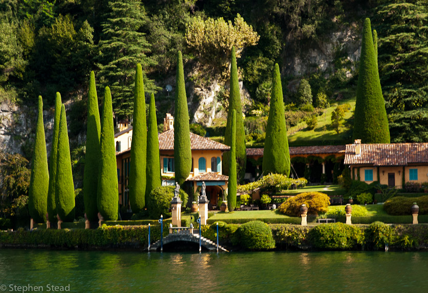 NIKON D200 - 18.0-70.0 mm f/3.5-4.5