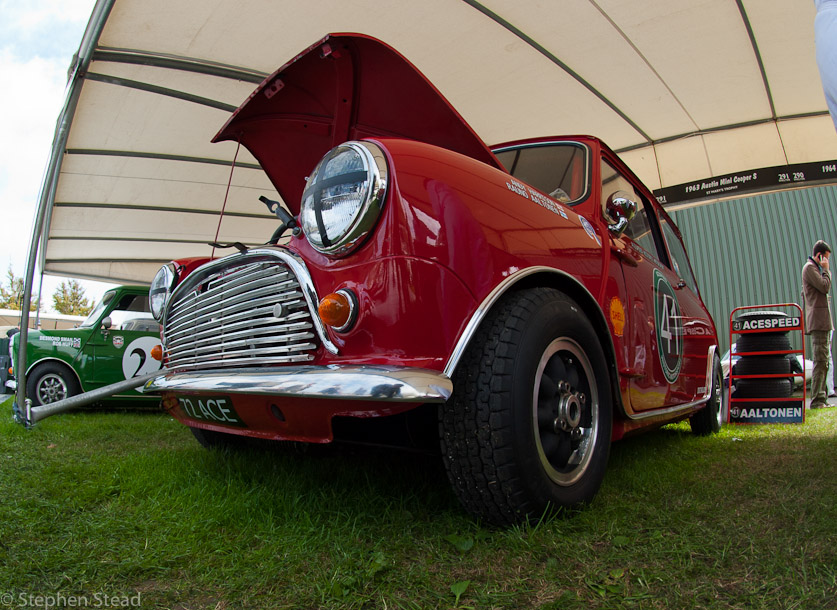 NIKON D200 - 10.5 mm f/2.8