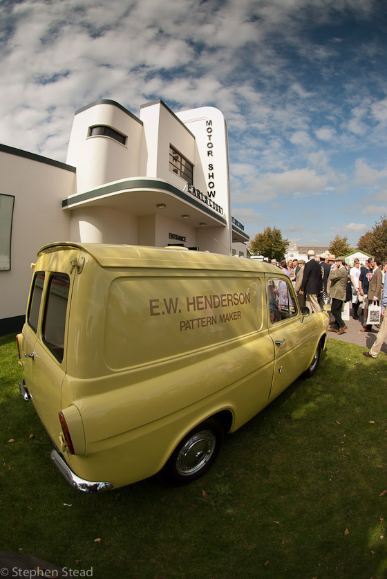 NIKON D200 - 10.5 mm f/2.8