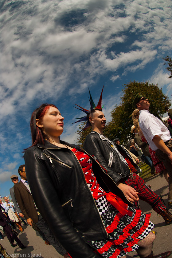 NIKON D200 - 10.5 mm f/2.8