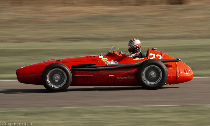 NIKON D200 - 55.0-200.0 mm f/4.0-5.6