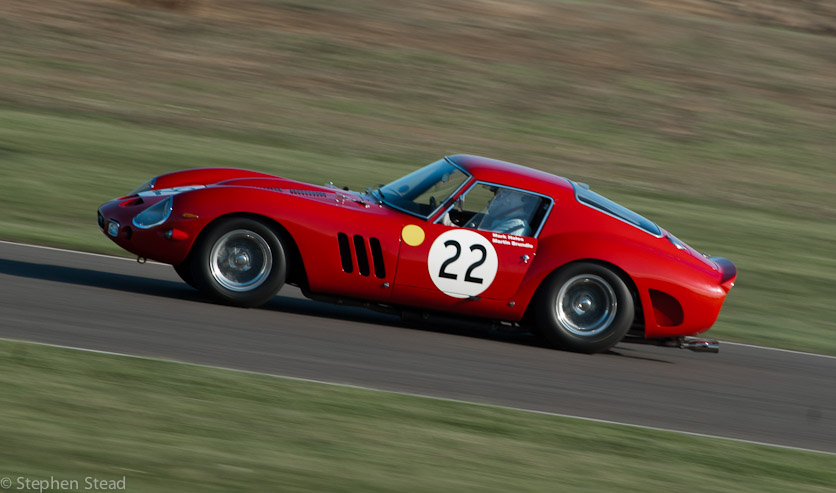 NIKON D200 - 55.0-200.0 mm f/4.0-5.6