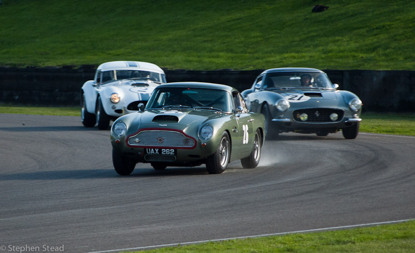 NIKON D200 - 55.0-200.0 mm f/4.0-5.6