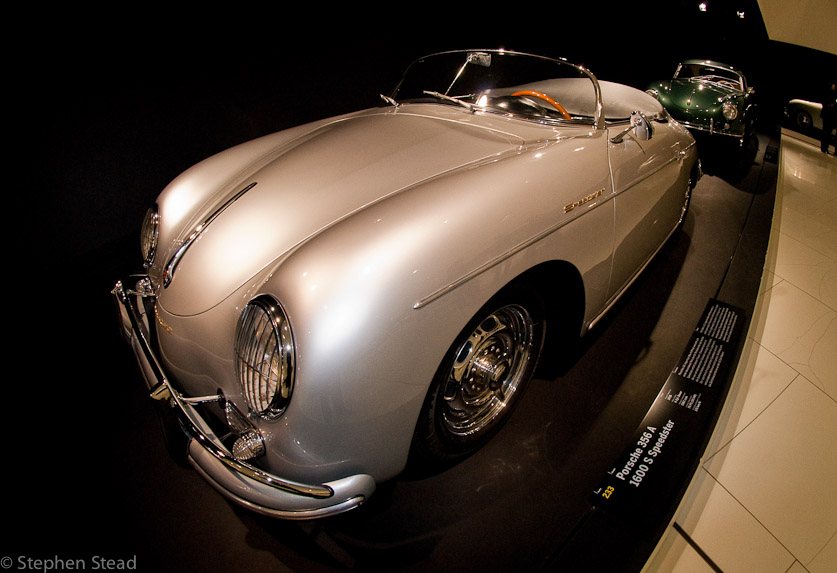 NIKON D200 - 10.5 mm f/2.8