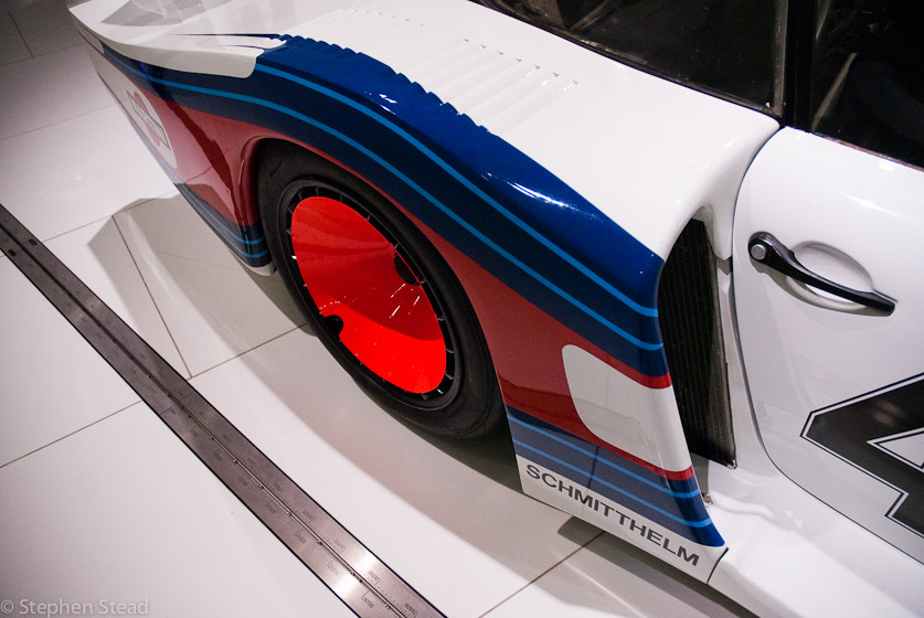 NIKON D200 - 18.0-70.0 mm f/3.5-4.5