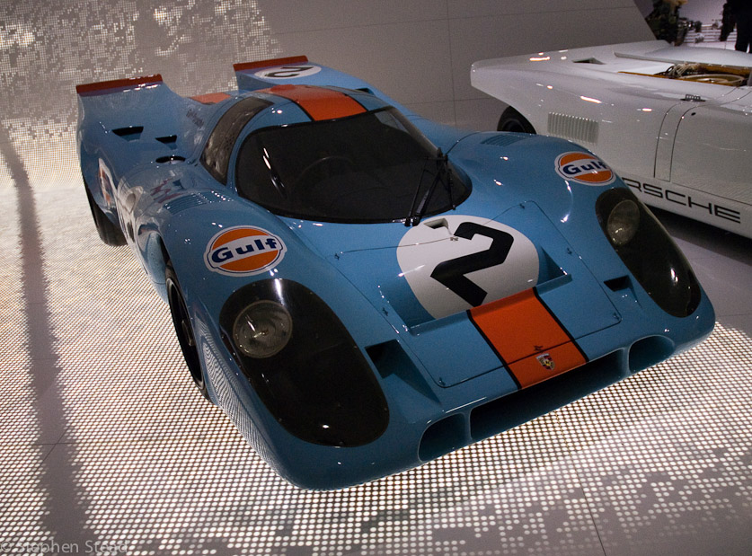 NIKON D200 - 18.0-70.0 mm f/3.5-4.5