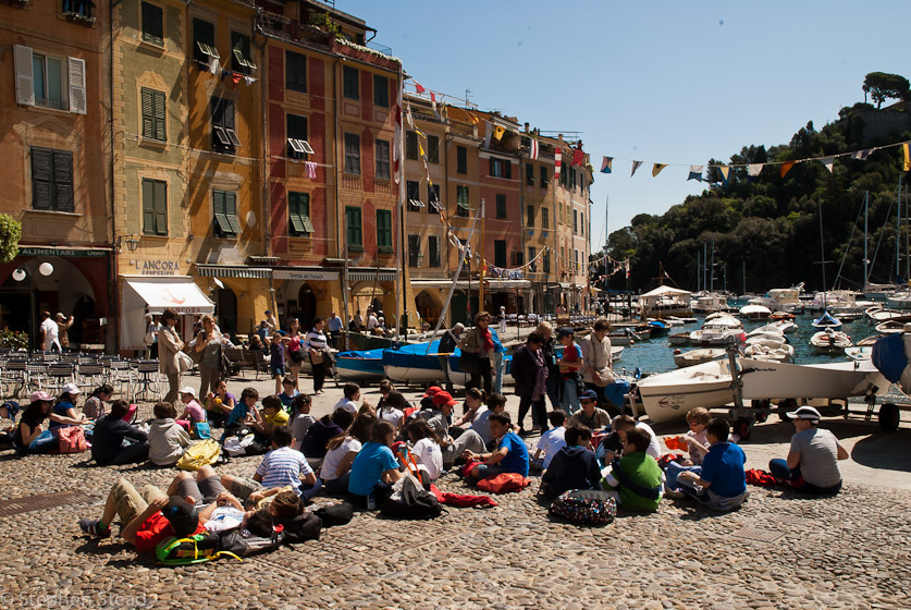 NIKON D200 - 18.0-70.0 mm f/3.5-4.5