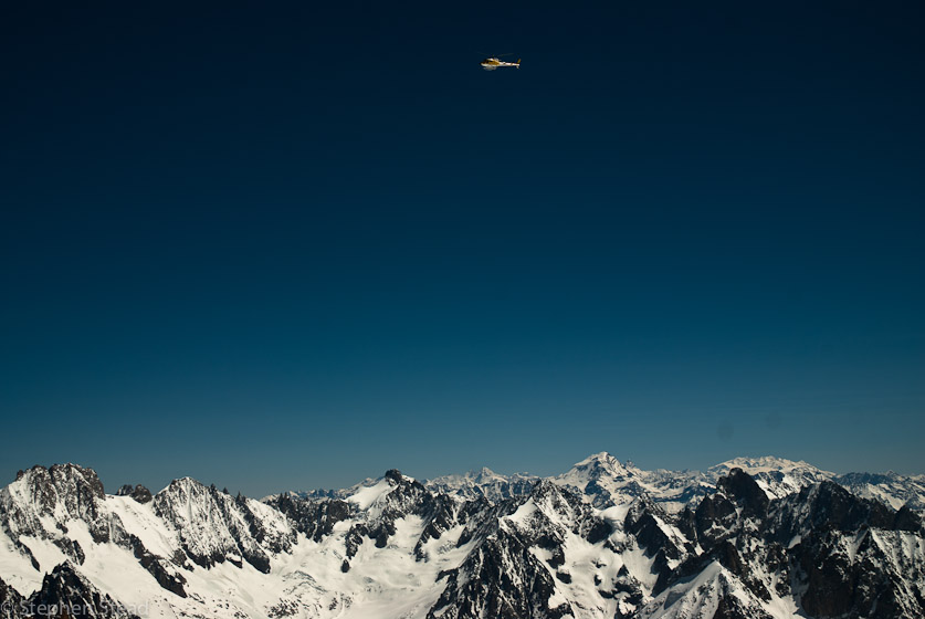 NIKON D200 - 18.0-70.0 mm f/3.5-4.5